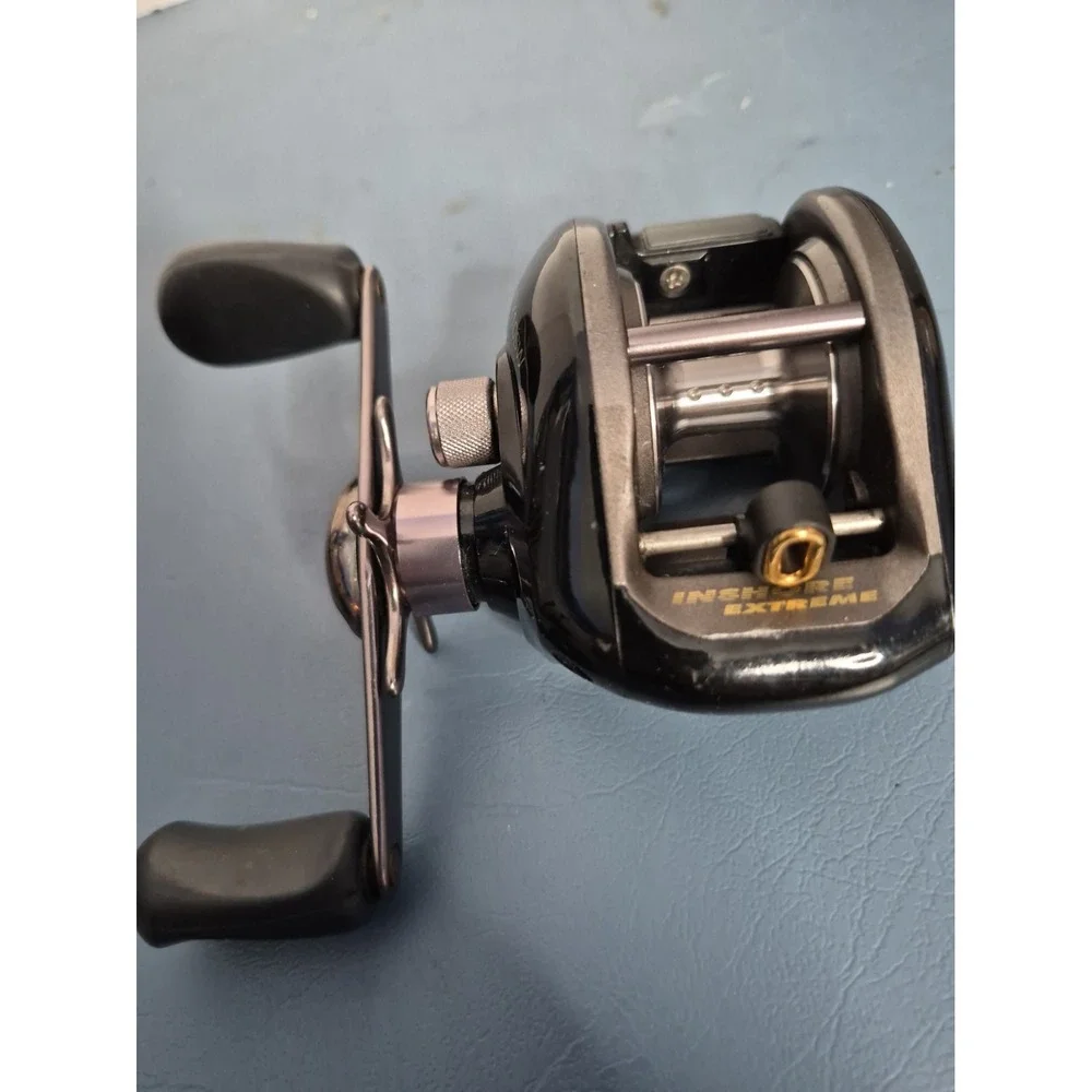 BASS PR0 SHOP INSHORE EXTREME BAITCAST REEL EUC
